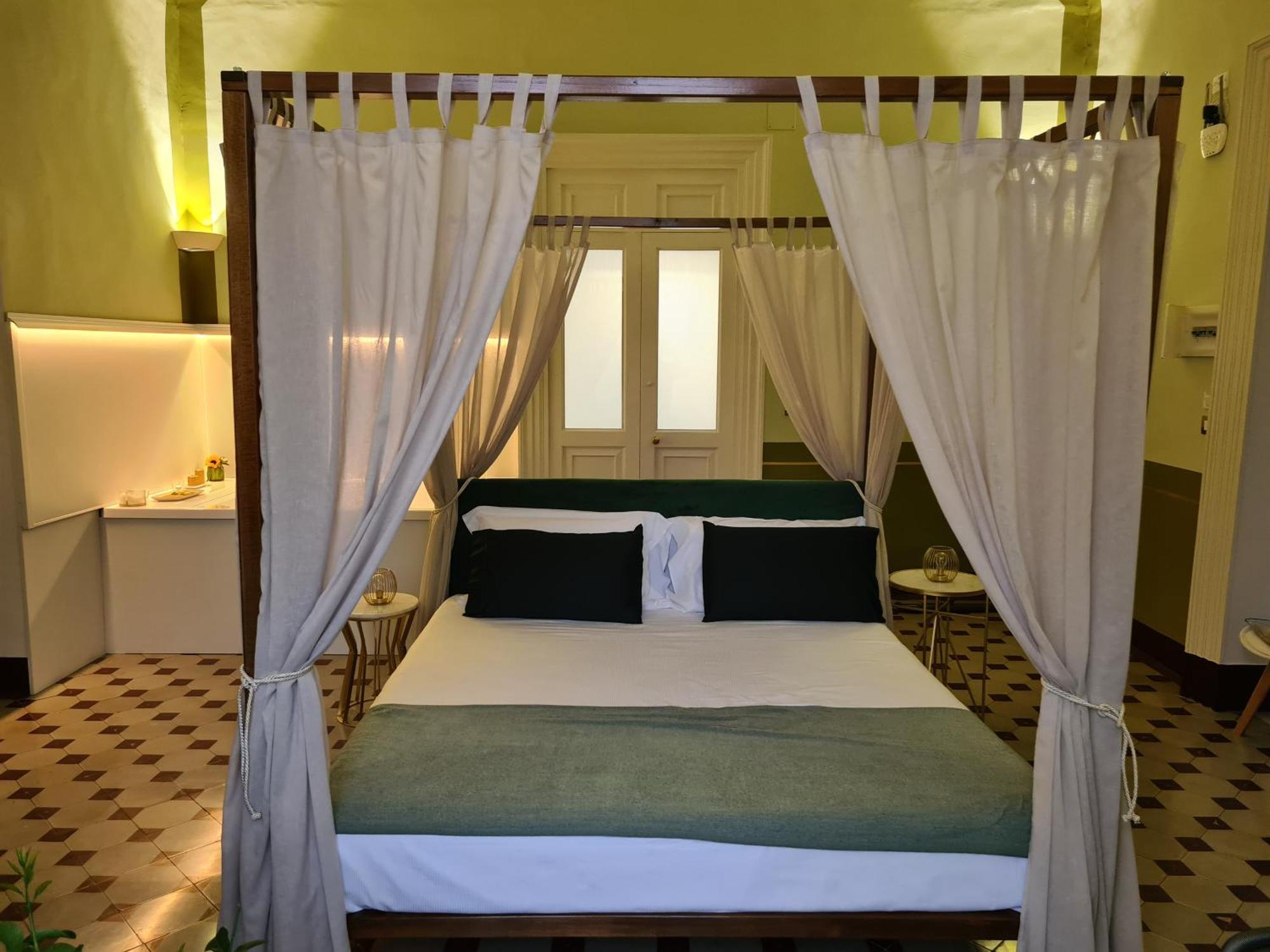 Toscano Palace Luxury Rooms קטאניה מראה חיצוני תמונה